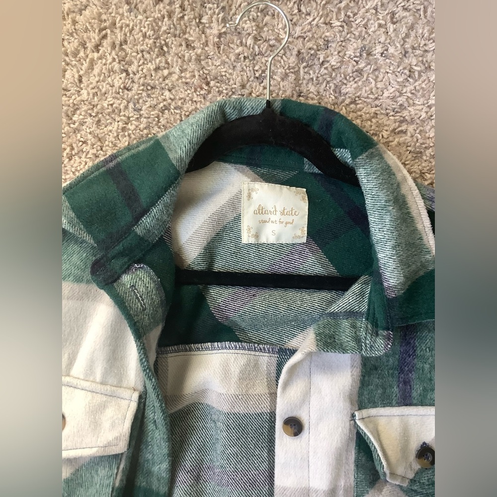 Altar’d State Flannel - Picture 5 of 15